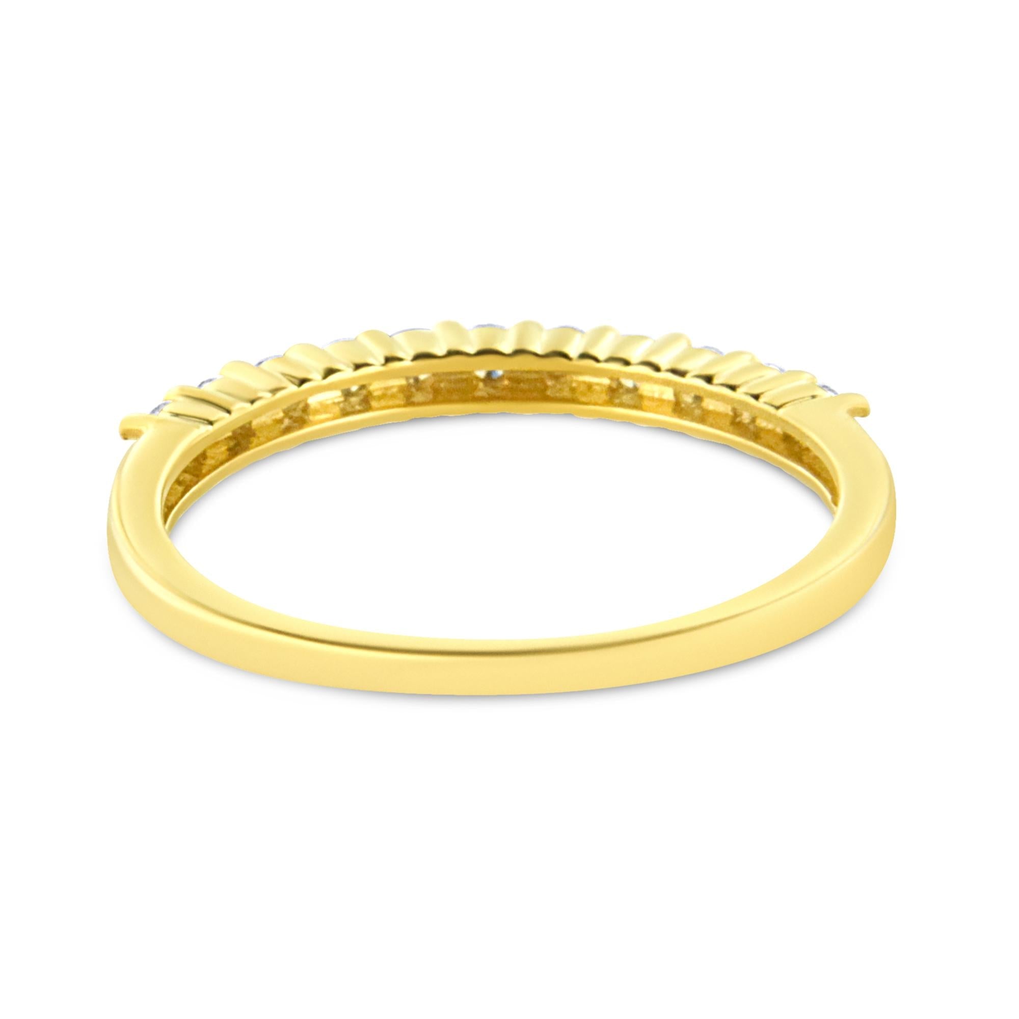 IGI Certified 1/4 Cttw Diamond 10K Yellow Gold