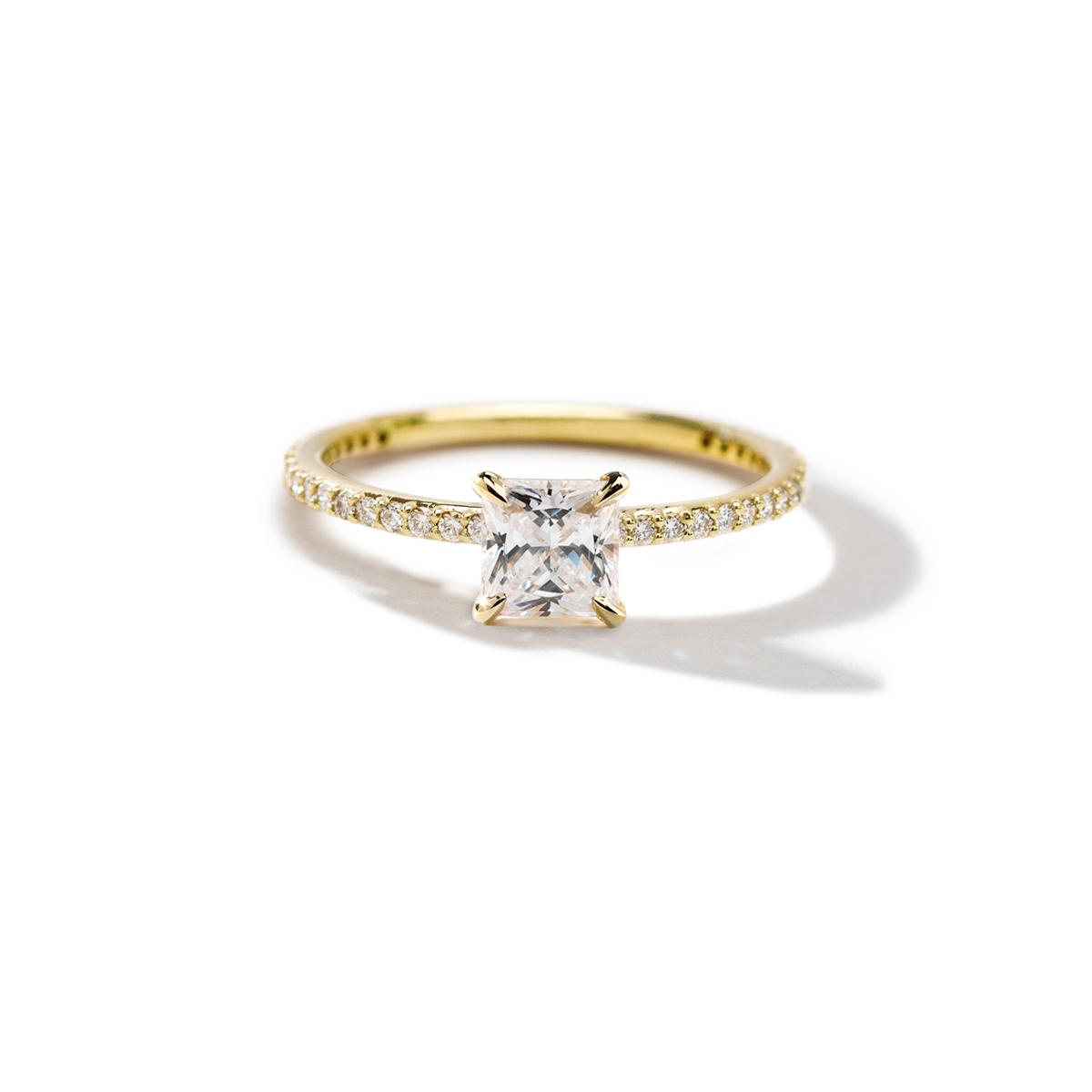 Solitaire Pave