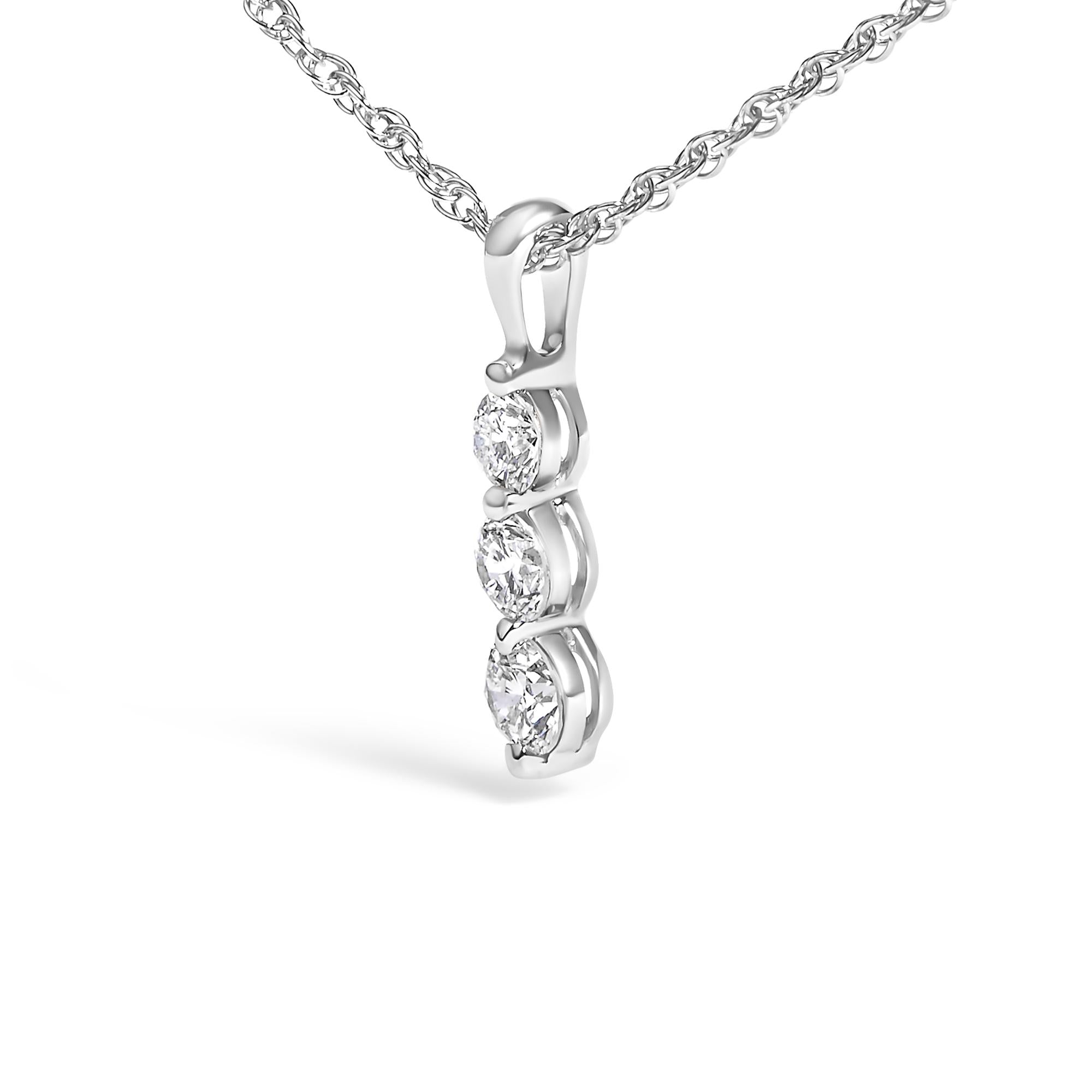 .925 Sterling Silver 1/7 Cttw Lab Grown Diamond