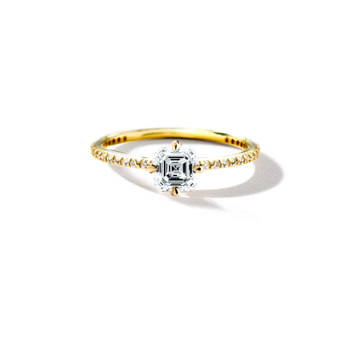 Solitaire Pave