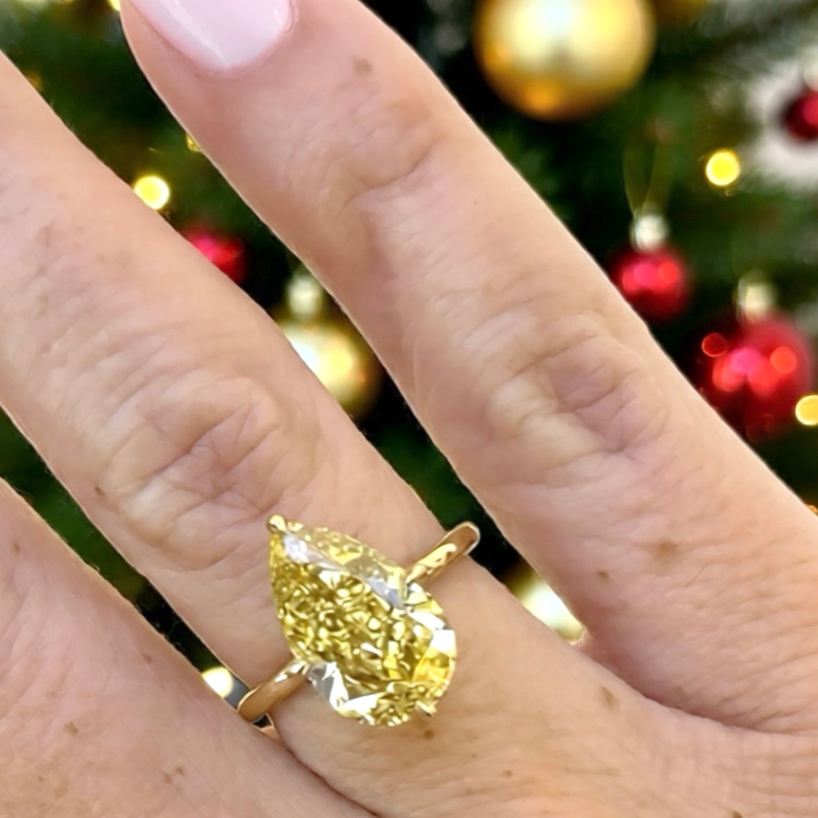 The Louise - Yellow Diamond Pear