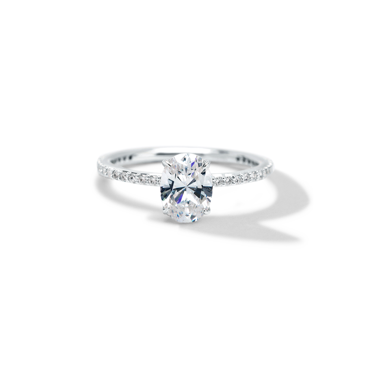Solitaire Pave