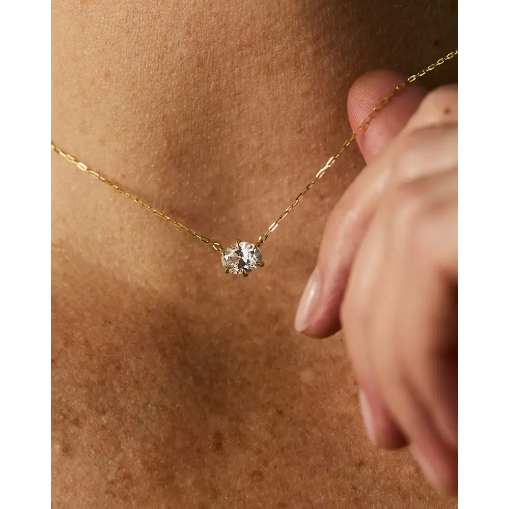 OVAL PENDANT